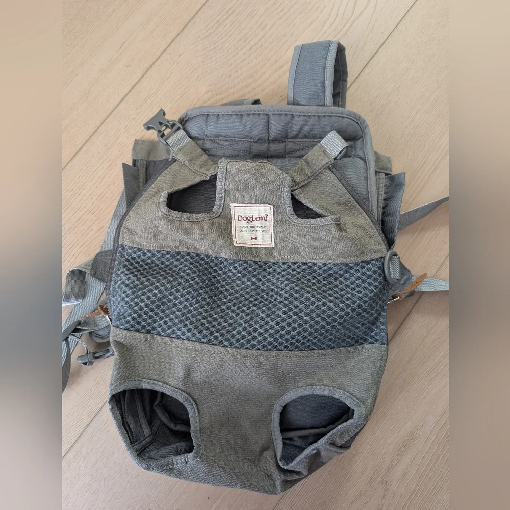 Pet Carrier Backpack Gray, Front/Back Facing - For Small Dog, Puppy or Cat